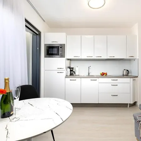 Luxury Rim Tim Apartment *